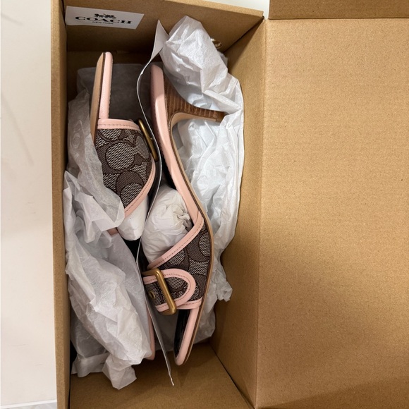 Coach Pink Signature Canvas Sandals heels - Picture 2 of 6